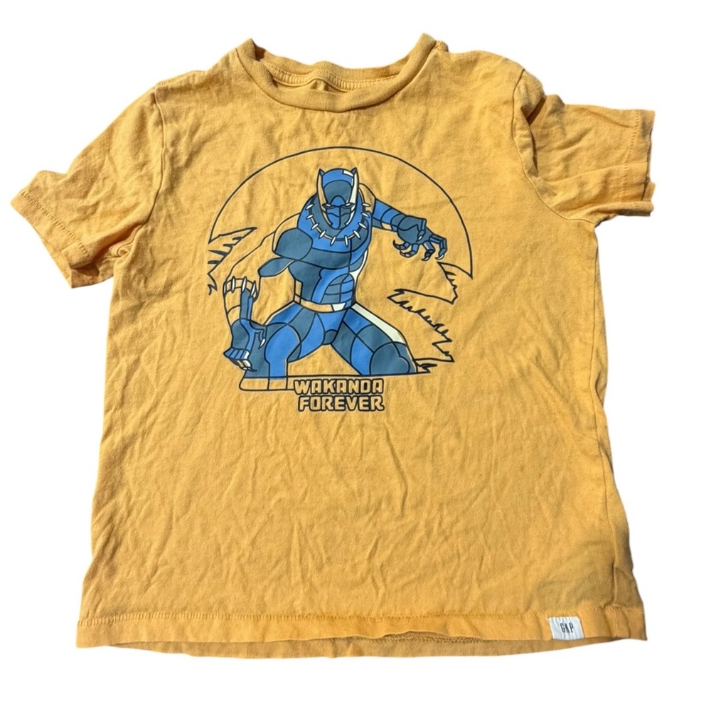 GAP Yellow Short Sleeve Black Panther 'Wakanda Forever' Graphic Tee. Used